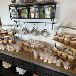 cupcakes on display