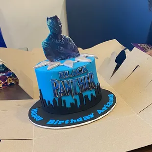 What I got!!! So impressed with this Black Panther cake!!!