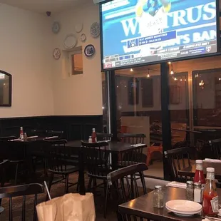 Just a pic of how the back of the bar looks like. Kind of dive bar-ish and quiet because it's a Thursday evening.