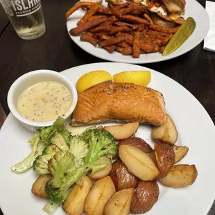 Pan-Seared Salmon &amp; Cajun Chicken Sandwich