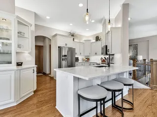 Design Source Interiors By Nahid Holmes