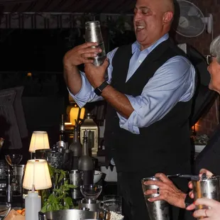 Host your next cocktail class with us at CUT Above with a professional mixologist.