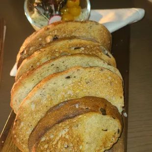 slices of bread on a cutting board