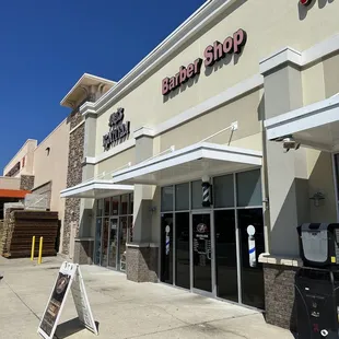 Barber shop photo. It's next door to Home Depot and Pinch A Penny.