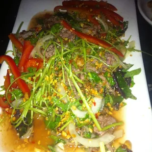 Filet mignon salad
