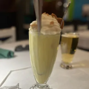Banana pudding was ok, nothing special def not worth $10