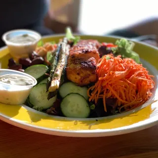 Grilled Salmon Salad
