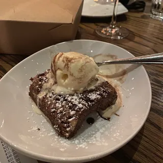 Warm Chocolate-Pecan Fudge Brownie