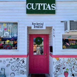 What a charming storefront!