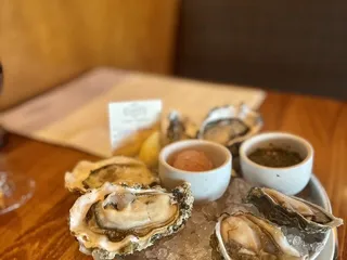 Elliott's Oyster House