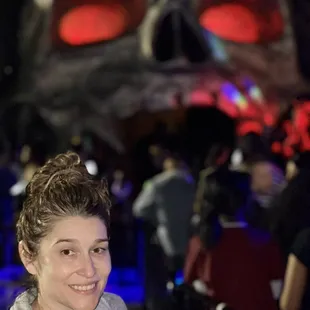 Wow I was looking as bad that thing in the background... LOL