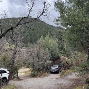 K-10 Cabin with a beautiful scene