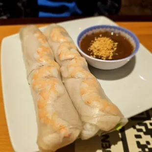 Dinner @Cuu Long Vietnamese Rest; 11/4/2024. Hubby David ordered, *Summer Rolls*. Mahalo 4 our Dinner David! Gr8 Service! I don't eat this.