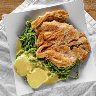 Tallarin Saltado Verde