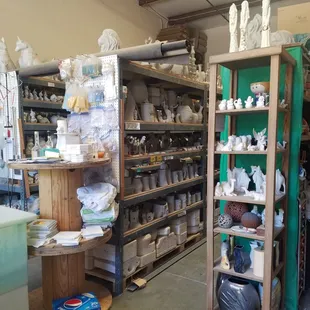 TONS of pieces to chose from, both big and small.