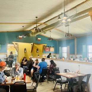 Lunch crowd