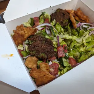 fatoosh salad with falafel