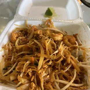 39. Pad Thai Shrimp or Beef