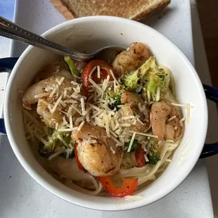 Shrimp Alfredo (half serving)