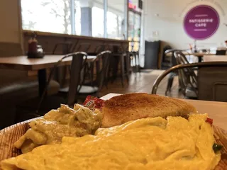 Patisserie Cafe