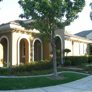 3BR 2BA in gorgeous Mountain House Community...$1367 sqft market value priced @ $324k!