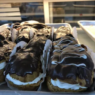Eclairs