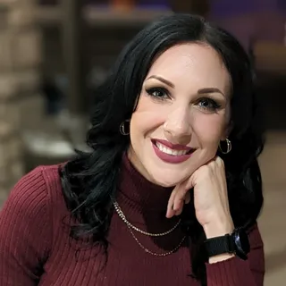 Leslie D.