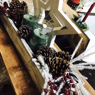 Great Holiday Decor!!