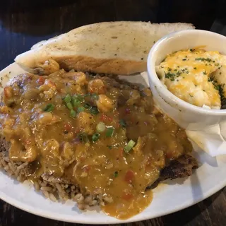 Garlic Cheese Grits