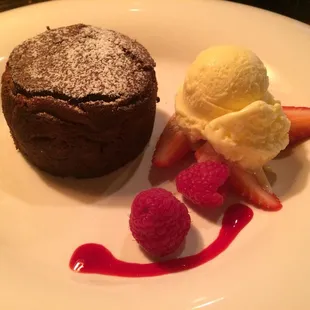 Bittersweet chocolate cake