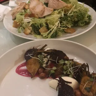 Roasted beet salad and Farmer&apos;s salad with chicken