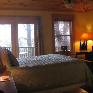 Soundfront Guest Room