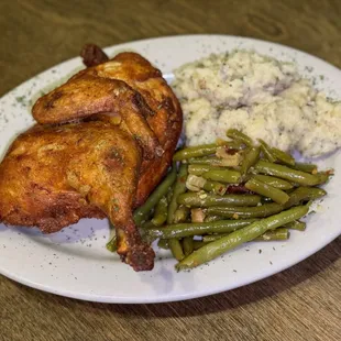 food, chicken wings and fried chicken