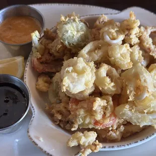 Calamari (lacked seasoning)