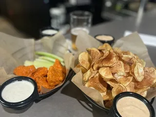 Full On Craft Eats & Drinks