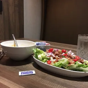 The packet of sugar in foreground is to give an idea how large the proportions were.