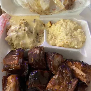 Rib tips w dressing and Mac n Mac n&apos; Cheese