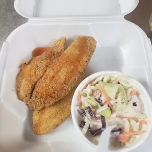 Golden Whiting Fish / cole slaw