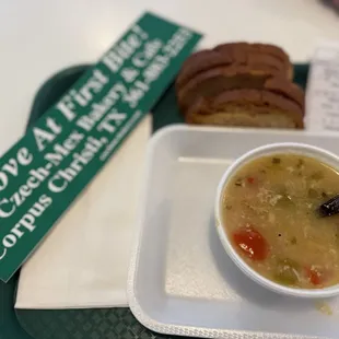 As an actual Czech-Mex American (chexican) I find it highly offensive, that this bakery and cafe isn't in every city!! ¡Viva Vynikající!