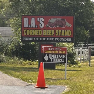 D.A.&apos;s Corned Beef Stand right along 167th street in Oak Forest, IL.