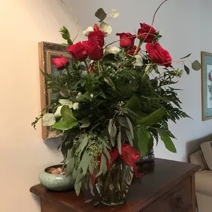 Not overly impressive for $100+. Roses drooped by day four or five.