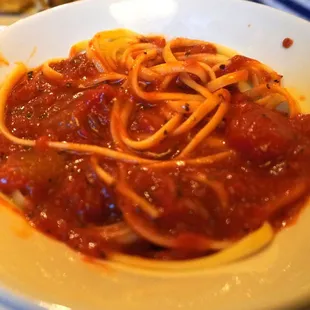 Spaghetti with red sauce