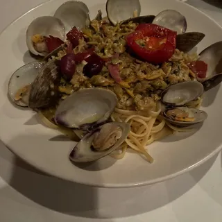 Linguini And Clams