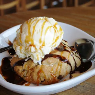 Chocolate Chip Cookie Bowl