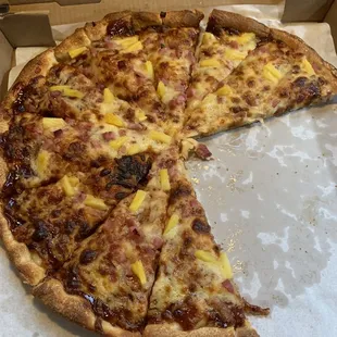 Specialty pizza Hawaiian