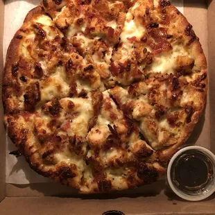 Chicken and waffles Pizza