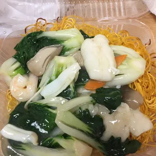 191. Seafood Chow Mein