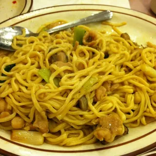 205. Shredded Chicken and Mushroom Yee-Mein