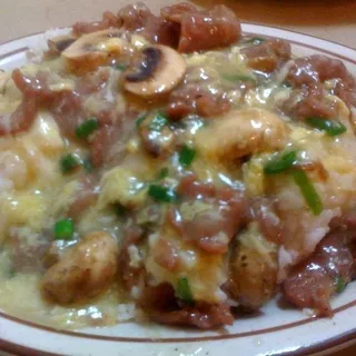 Beef with Scrambled Eggs Over Rice