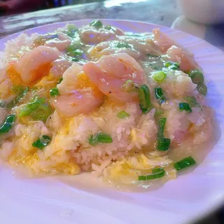 Shrimp with Scrambled Eggs Over Rice
